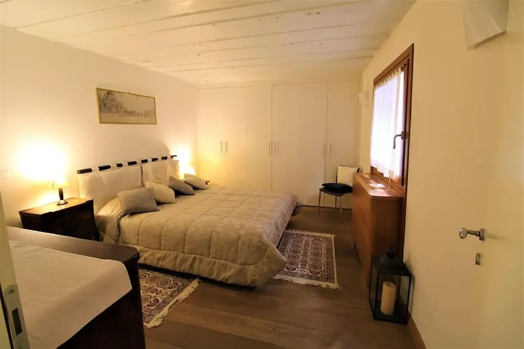 San Marco Charming Apartment With Canal View Venice Italy